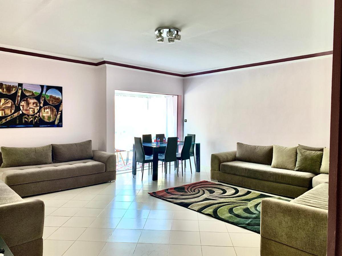 Anfa 28 - 2 Bedrooms - Well Located Apartment - Large And Pleasant คาซาบลังกา ภายนอก รูปภาพ