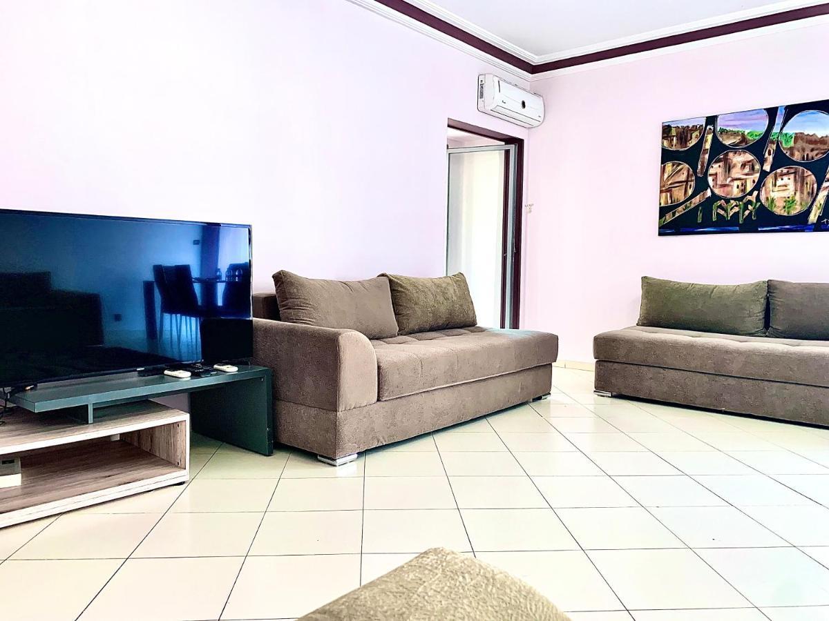 Anfa 28 - 2 Bedrooms - Well Located Apartment - Large And Pleasant คาซาบลังกา ภายนอก รูปภาพ