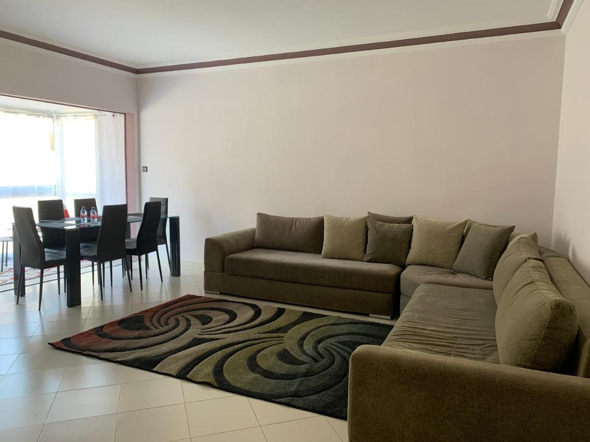 Anfa 28 - 2 Bedrooms - Well Located Apartment - Large And Pleasant คาซาบลังกา ภายนอก รูปภาพ