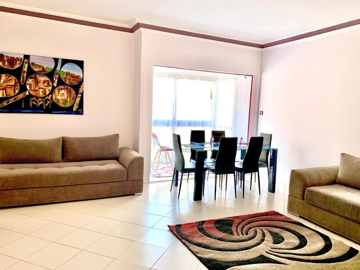 Anfa 28 - 2 Bedrooms - Well Located Apartment - Large And Pleasant คาซาบลังกา ภายนอก รูปภาพ