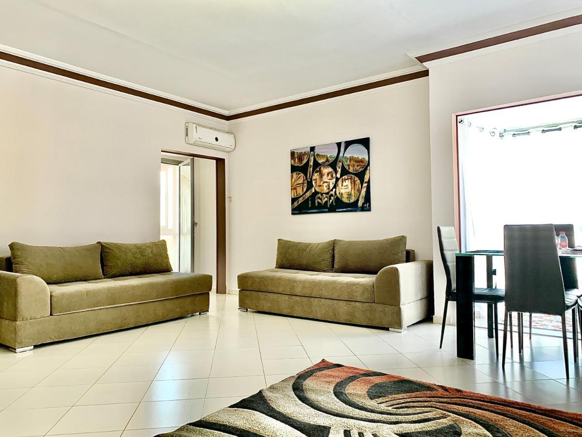 Anfa 28 - 2 Bedrooms - Well Located Apartment - Large And Pleasant คาซาบลังกา ภายนอก รูปภาพ