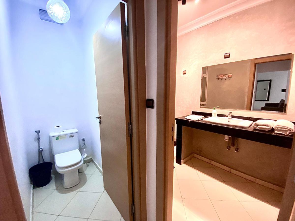 Anfa 28 - 2 Bedrooms - Well Located Apartment - Large And Pleasant คาซาบลังกา ภายนอก รูปภาพ