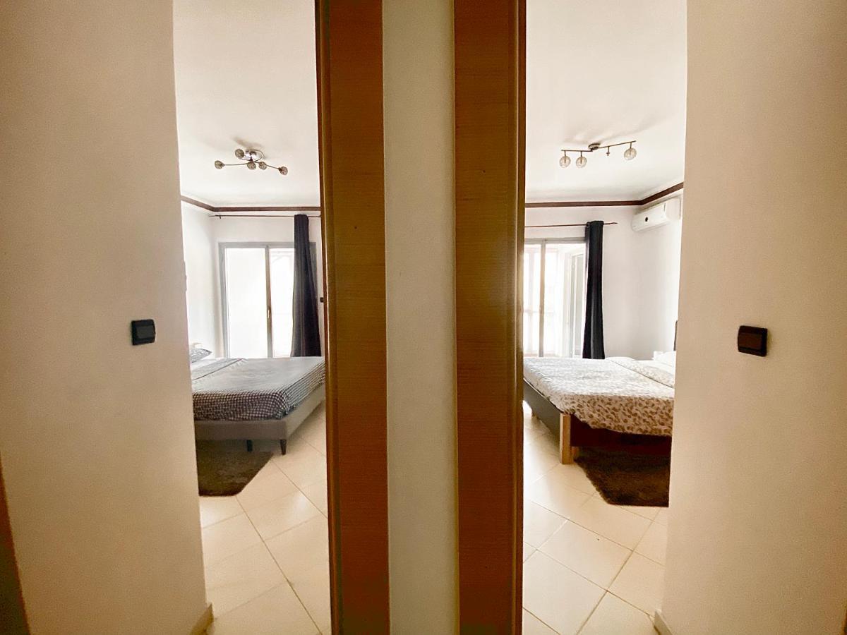 Anfa 28 - 2 Bedrooms - Well Located Apartment - Large And Pleasant คาซาบลังกา ภายนอก รูปภาพ